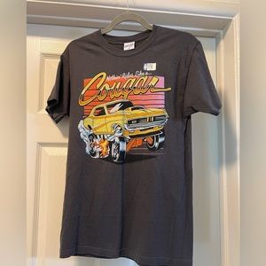 Junk food tee - Nothing Rides like a Cougar
